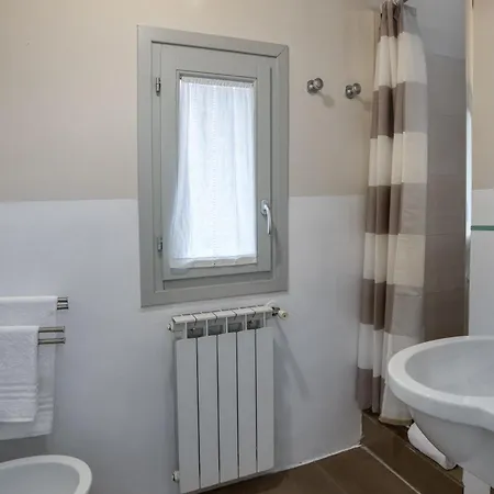 Asso Aparthotel *