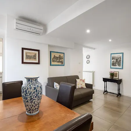 아파트호텔 Asso 나르니